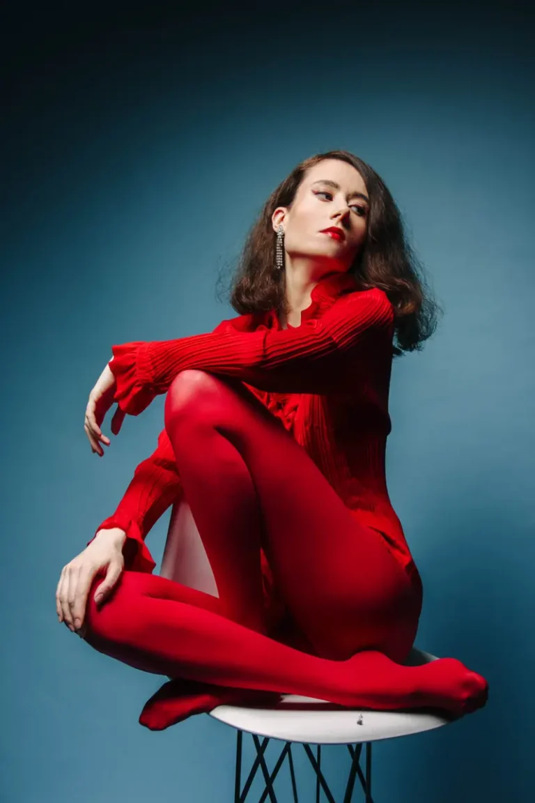 Only RED by Alice Frederix — JOLIE Magazine editorial
