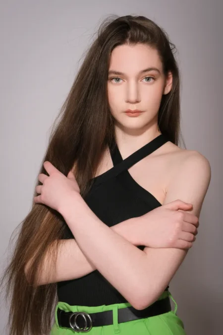 Larissa by Peter Graf — JOLIE Magazine editorial