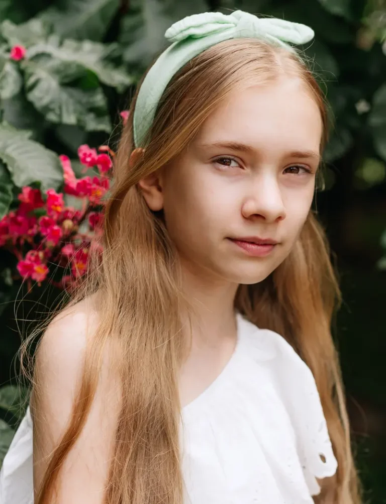Alice by Olga Tiurina — JOLIE Magazine editorial