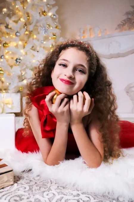 Christmas mood by Lavricheva Natalya — JOLIE Magazine editorial
