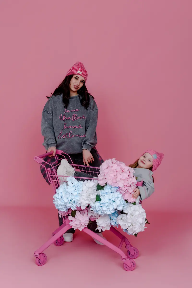 Pink by Churnasova Maria — JOLIE Magazine editorial