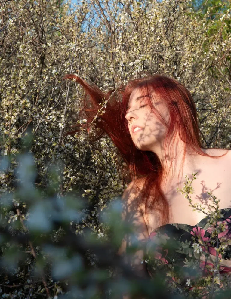 Spring Feeling by Yvonne Kiss — JOLIE Magazine editorial