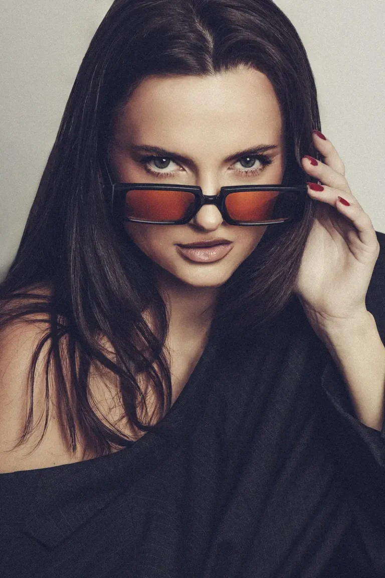 HRADINARU by Natalia Mailis — JOLIE Magazine editorial