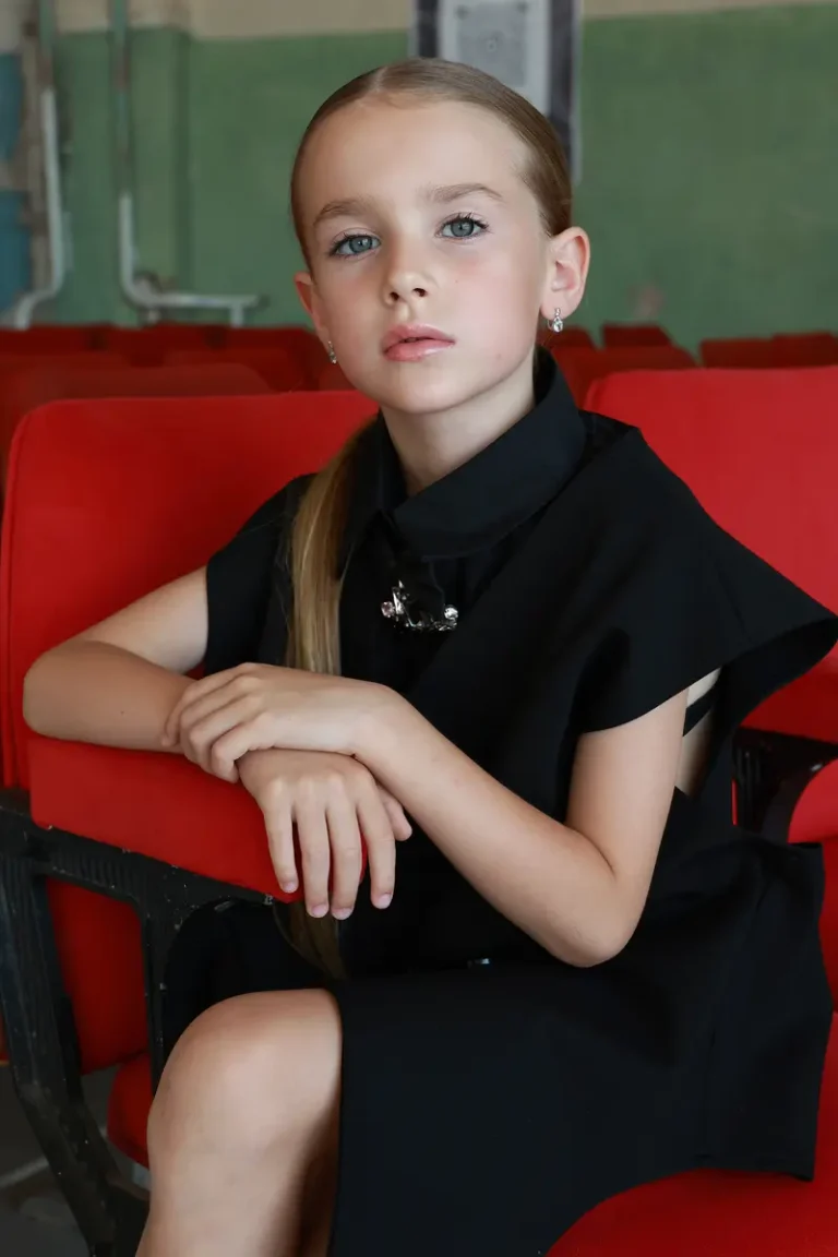 Red and black style from Nastasja — JOLIE Magazine | The March Teen Edition | Vol.11 | 2026