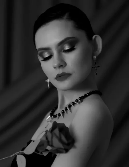 Iconic Black by Starostsina Elena — JOLIE Magazine editorial