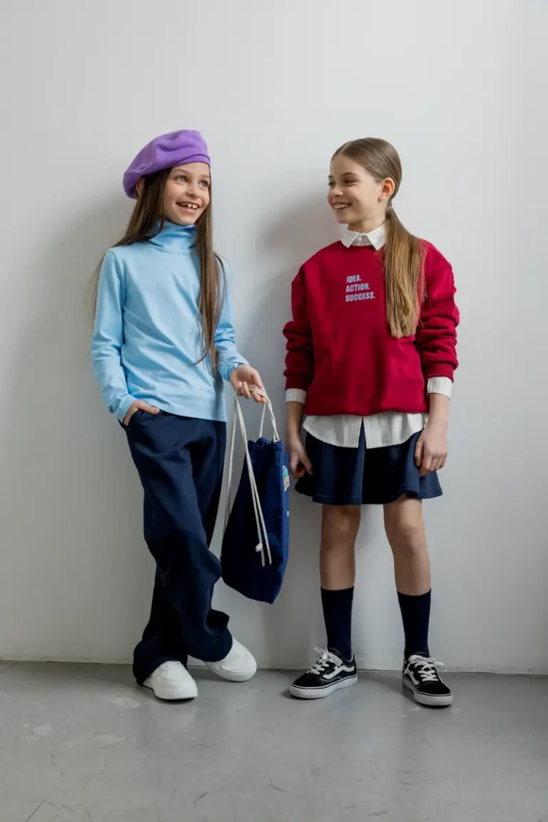 Mood in Motion by Tatiana Mochalova — JOLIE Magazine editorial