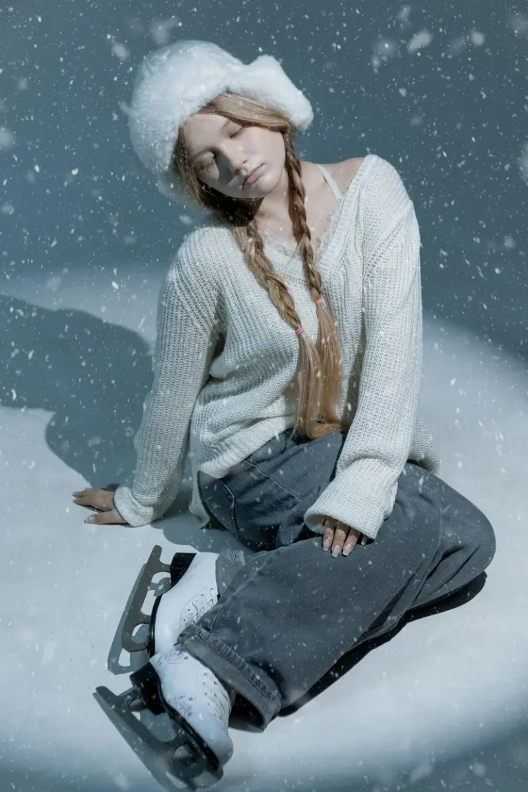 Sonya by Dobrovolski Aleksander — JOLIE Magazine editorial
