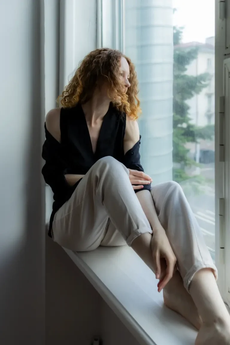 Freedom to be yourself. Tenderness, lightness, beauty in every movement, in every look by Svetlana Chernenko — JOLIE Magazine editorial