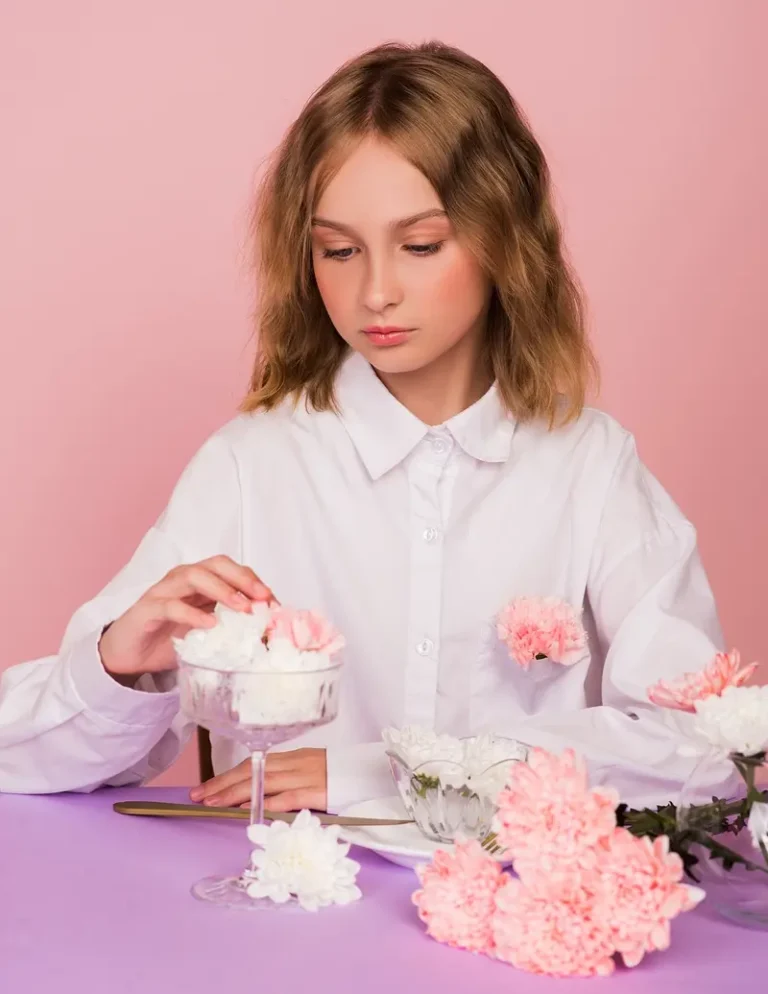 flowers by Korchagina Svetlana — JOLIE Magazine editorial