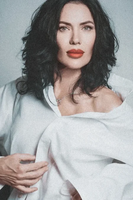 Pushcash by Natalia Mailis — JOLIE Magazine editorial